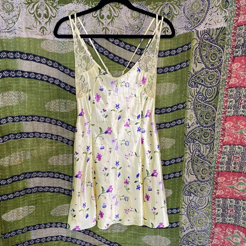NWOT Vintage 90's Victoria's Secret Spring Yellow Floral Slip Dress Size Medium